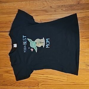 Yoda Best Mom Shirt. Star Wars. Women's Size Large.